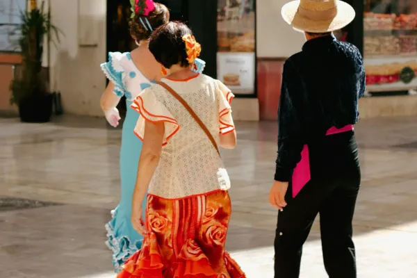 Feria de Málaga 2027: Dates, Day Fair vs Night Fair, and Travel Tips