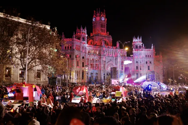 Three Kings Parades 2027: Where & How to Watch in Spain